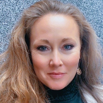 Avatar of Stephanie Farrell