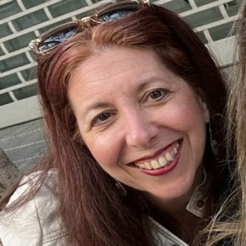 Avatar of Laura Ann Haraka