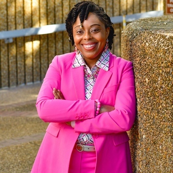 Avatar of Dr. April Berry