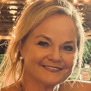 Avatar of Cindy Kurth