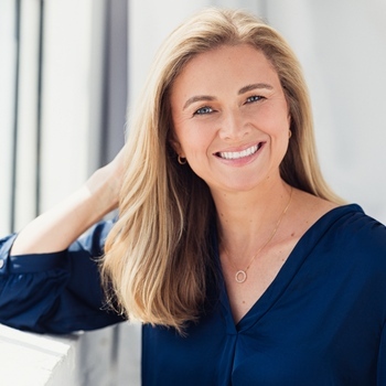 Avatar of Elizabeth Cleary