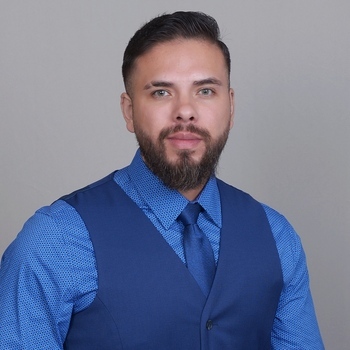 Avatar of Oliver Gallegos