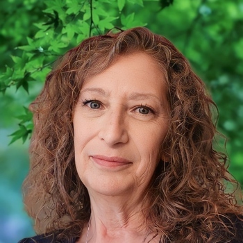Avatar of Lisa Pryer