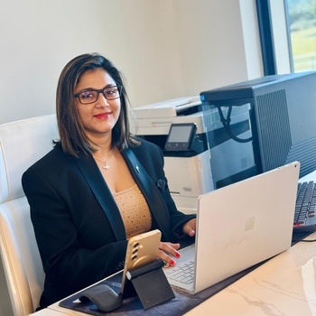 Avatar of Pinal Gandhi, PMHNP-BC