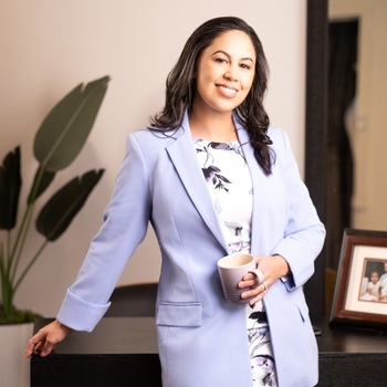 Avatar of Igda Martinez, PsyD (she/her) Bilingual Clinical Psychologist