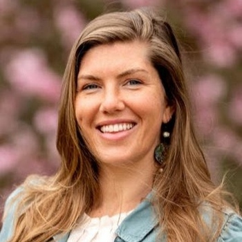Avatar of Laura Sweredoski