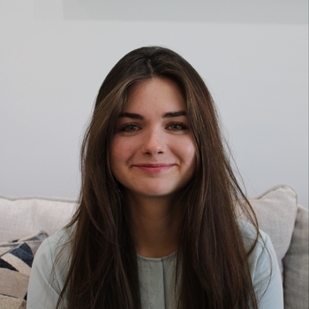 Avatar of Yulia Vela-Cadena
