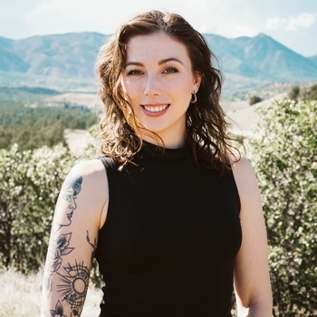 Avatar of Britni Miller