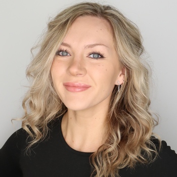 Avatar of Zoe Kearney