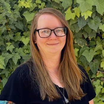 Avatar of Holly Shank