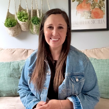 Avatar of Lyndsey Hansen