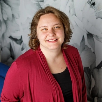 Avatar of Holly Gabanyicz