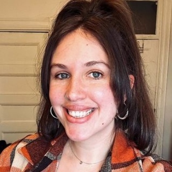 Avatar of Lyzz Zinn
