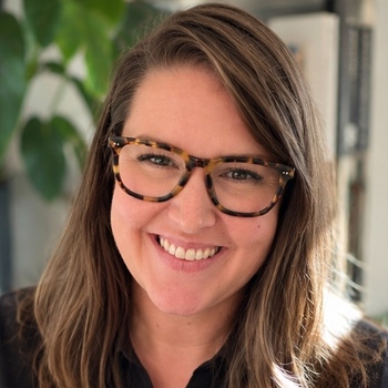 Avatar of Kara Holcomb Parker
