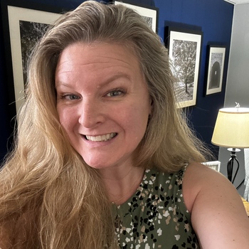 Avatar of Julie E. DiCicco