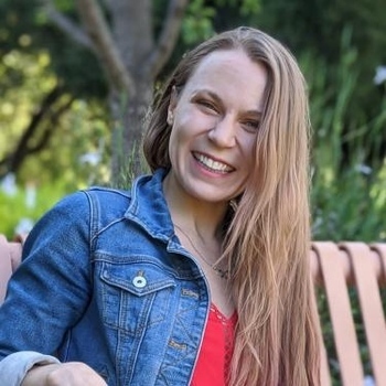 Avatar of CHRISTINE PEARSTON