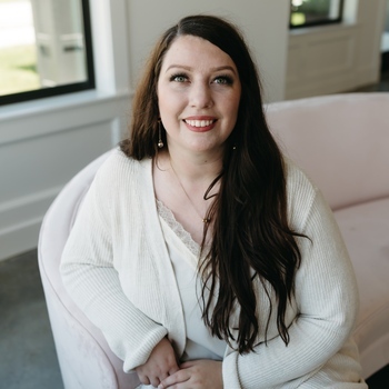 Avatar of Emily Cave