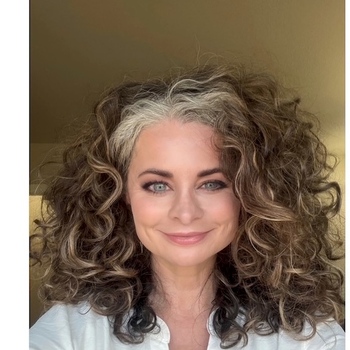 Avatar of Kelly Brey