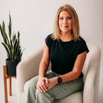 Avatar of Anna Hicks