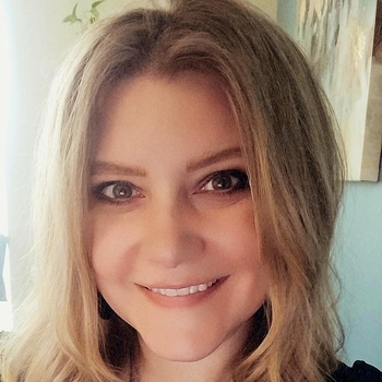 Avatar of VERONICA MESSING