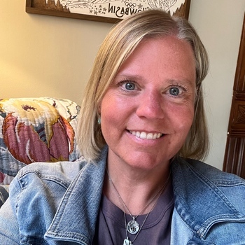 Avatar of Daina Crowell