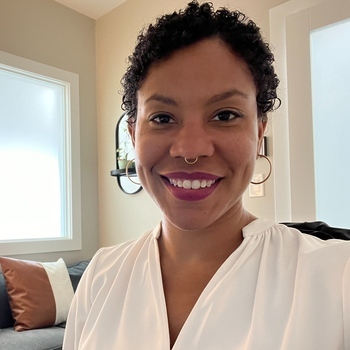 Avatar of Trina Lewis