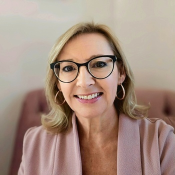 Avatar of Pamela Whitcomb