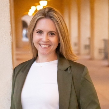 Avatar of Meredith Mauze