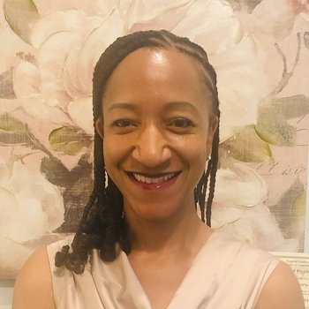 Avatar of Dr. Carolina Thompson 