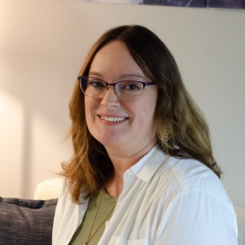 Avatar of Mindy Dumont