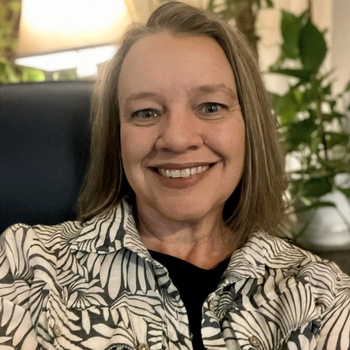 Avatar of Leigh Bauer