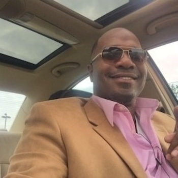 Avatar of Warren Taylor