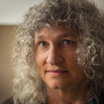 Avatar of Lara Newton