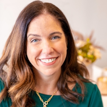 Avatar of Annie Miller