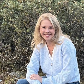Avatar of Ellie Brown