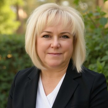 Avatar of Nikki Ruoss