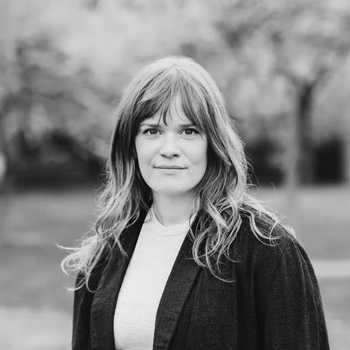 Avatar of Laurie Lounsbury