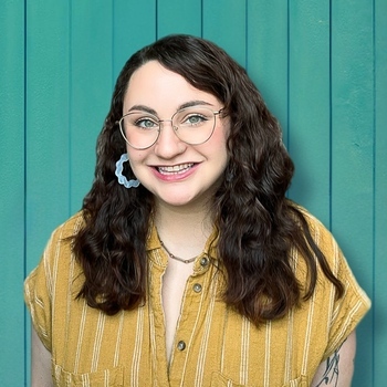 Avatar of Shira Adams