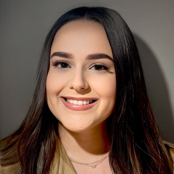 Avatar of Victoria Holmes