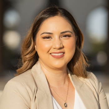 Avatar of Yoana Urbina