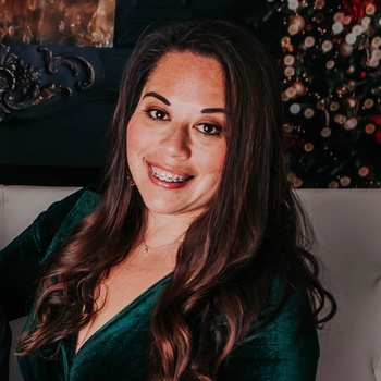 Avatar of Elizabeth Kuntz