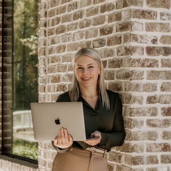 Avatar of Ashleigh Varela