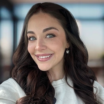 Avatar of Lauren Florio (AuDHD Specialist) 