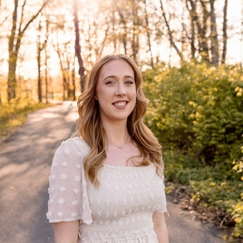 Avatar of Delia Eppel
