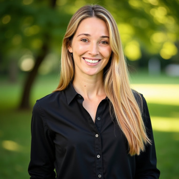 Avatar of Andrea Andrews
