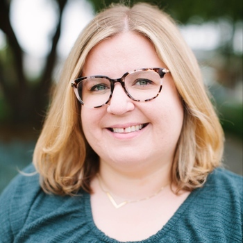 Avatar of Elizabeth Ronca