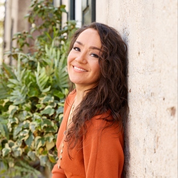 Avatar of Anya Perry