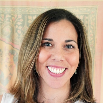 Avatar of Elana Cockburn