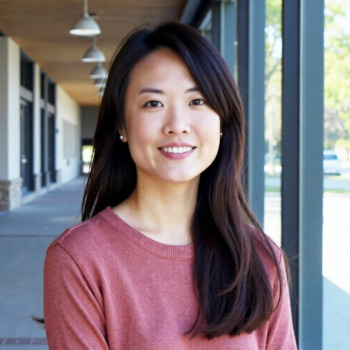 Avatar of Julie Barris