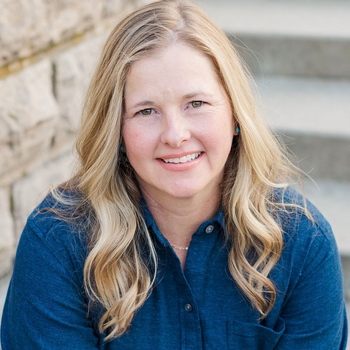 Avatar of Elizabeth Van Otten